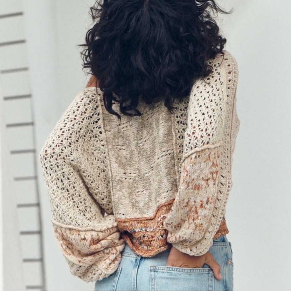 Free People V-Neck Cropped Linen Blend RainSong Off-Shoulder Cropped Sweater NWT - Picture 3 of 11
